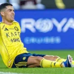 Benzema 'dằn mặt' Ronaldo: Chuyển đội, tăng lương, nhắn tin khoe danh hiệu 1