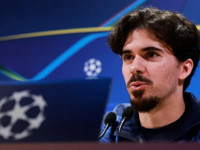 Vitinha cảnh báo: PSG không dám coi thường Liverpool dù ‘The Kop’ đang lao đao