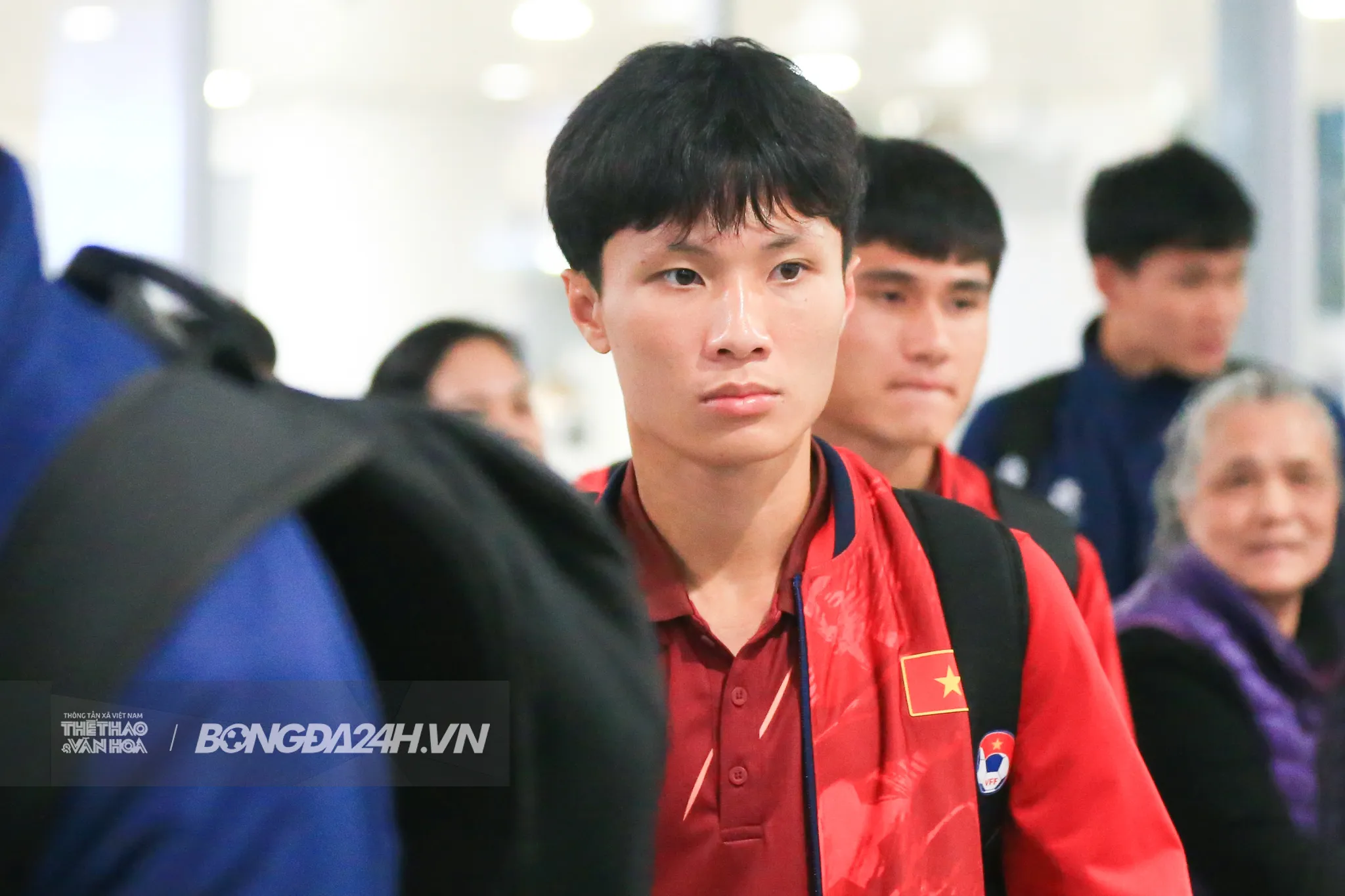 Cầu thủ U23 Việt Nam tại sân bay Nội Bài