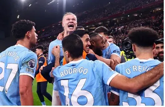 John Terry nhận định về cuộc đua vô địch ở Ngoại hạng Anh mùa này. John Terry nhan dinh ve cuoc dua vo dich o Ngoai hang Anh mua nay.